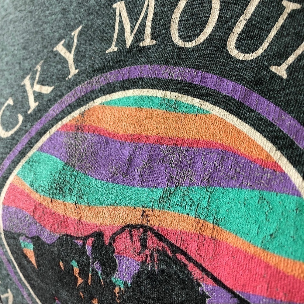 Rocky Mountain National Park Graphic Front Tee Women M GreenHeather Short Sleeve